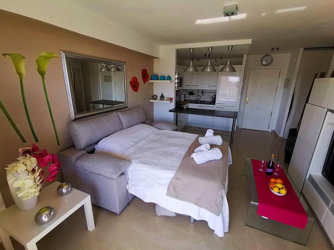 Apartamento Carihuela Torremolinos Ngoại thất bức ảnh